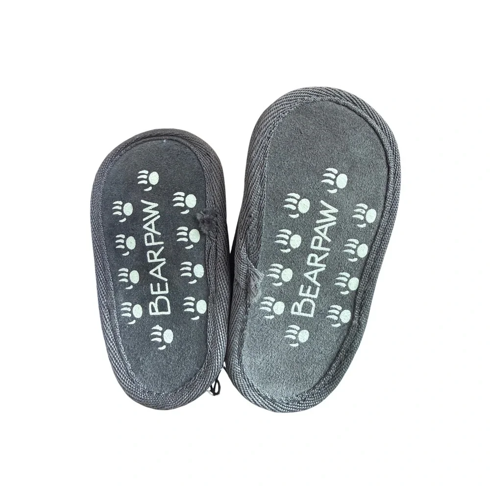 BearPaw NWT FLAWED Mismatch sizes 1 and 2 Infant Girls‎ Gray Cozy